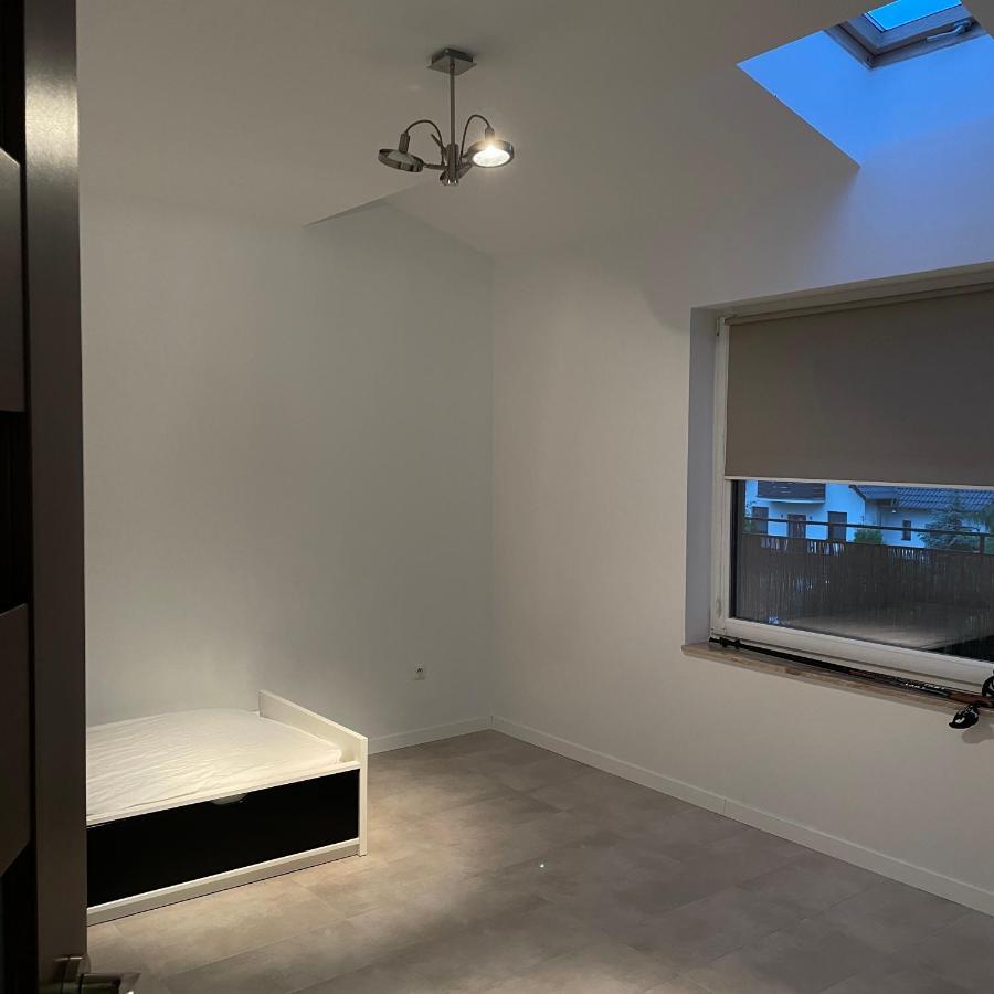 Przestronny Apartament Żagań Bagian luar foto